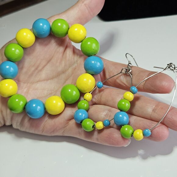 Yellow, Blue Green Silver Tone Matching Wood Beaded Earrings Bracelet Set 7.25" - Picture 3 of 16